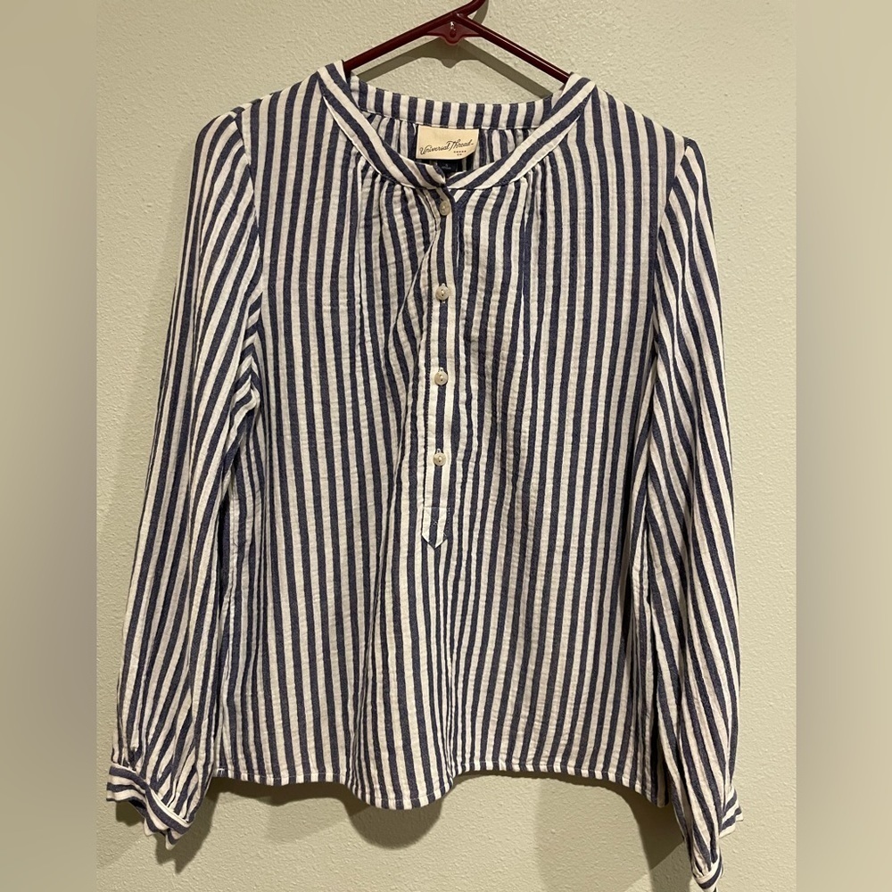 NWT universal thread blue and white striped gauzy cotton tunic Size S